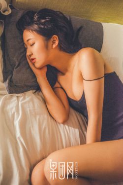 小莹客厅激情46章至51章视频